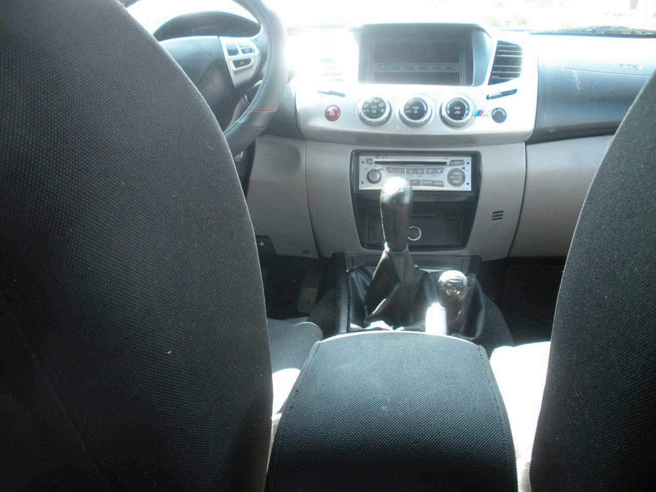 Mitsubishi L200 2.5 DI-D/178CV DC Intense Plus DPF