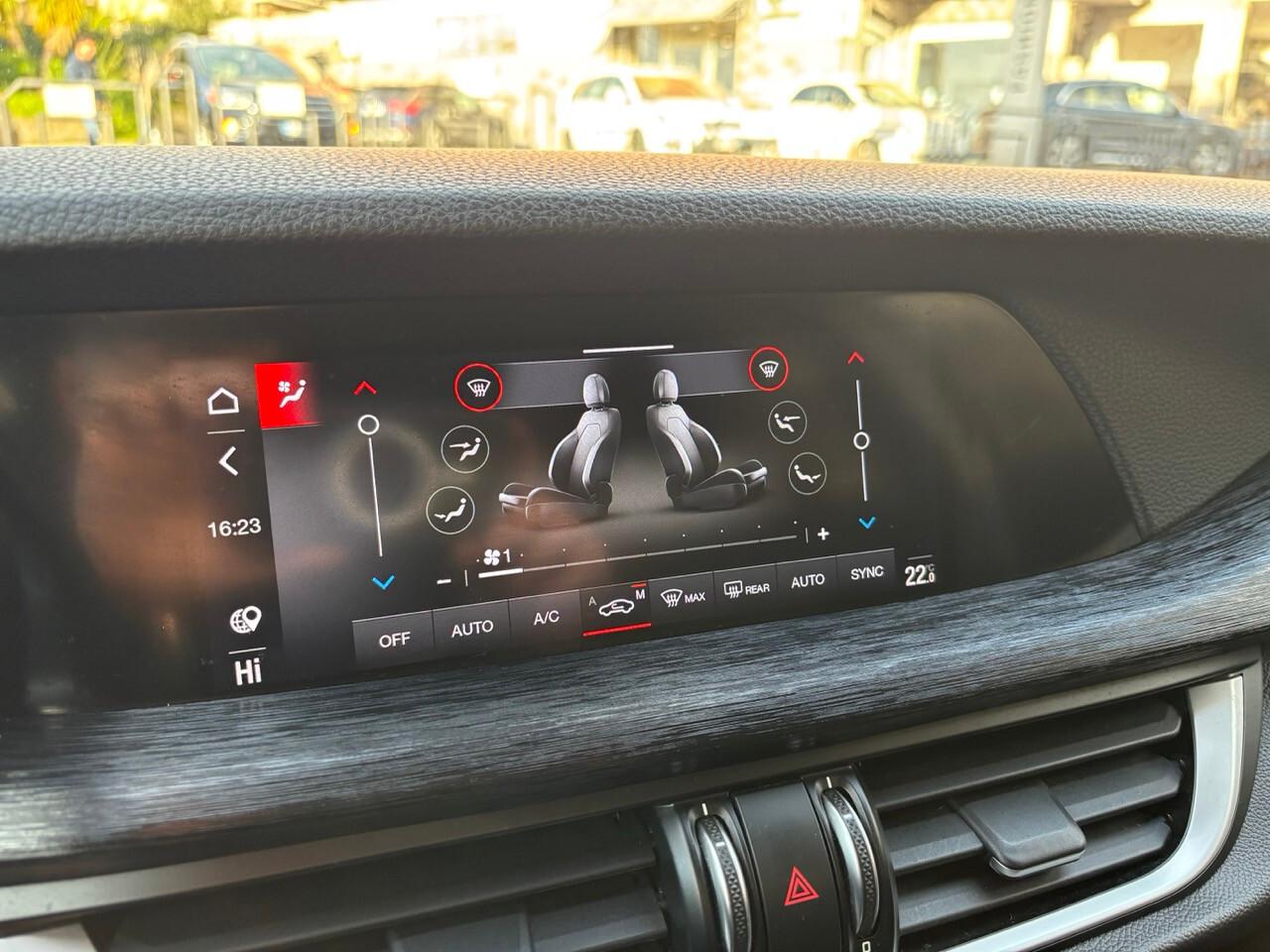 Alfa Romeo Stelvio 2.2 Turbodiesel 160 CV AT8 RWD