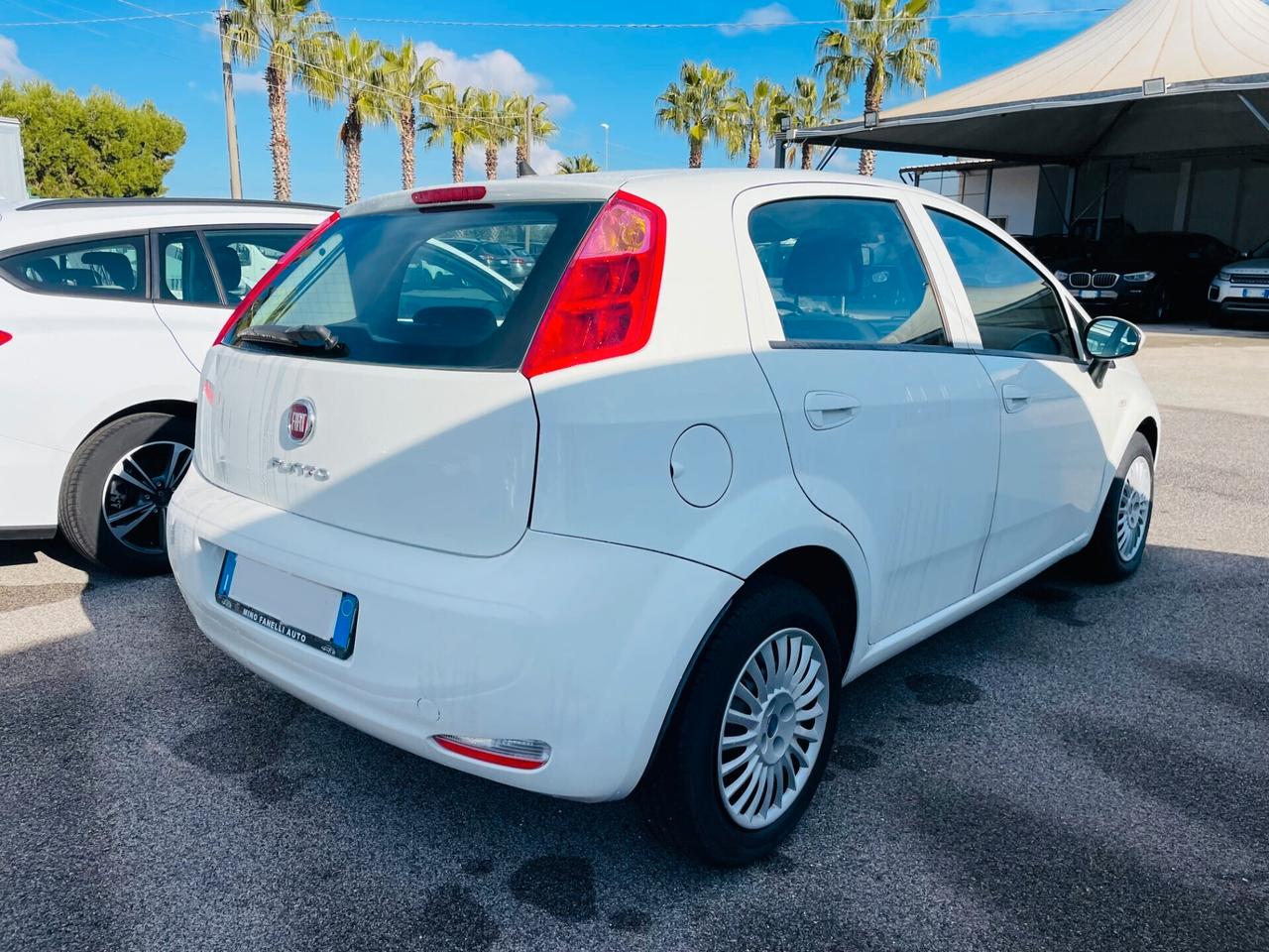 Fiat Punto 1.3 MJT 75CV 5 porte N1 4 posti PER NEOPATENTATI