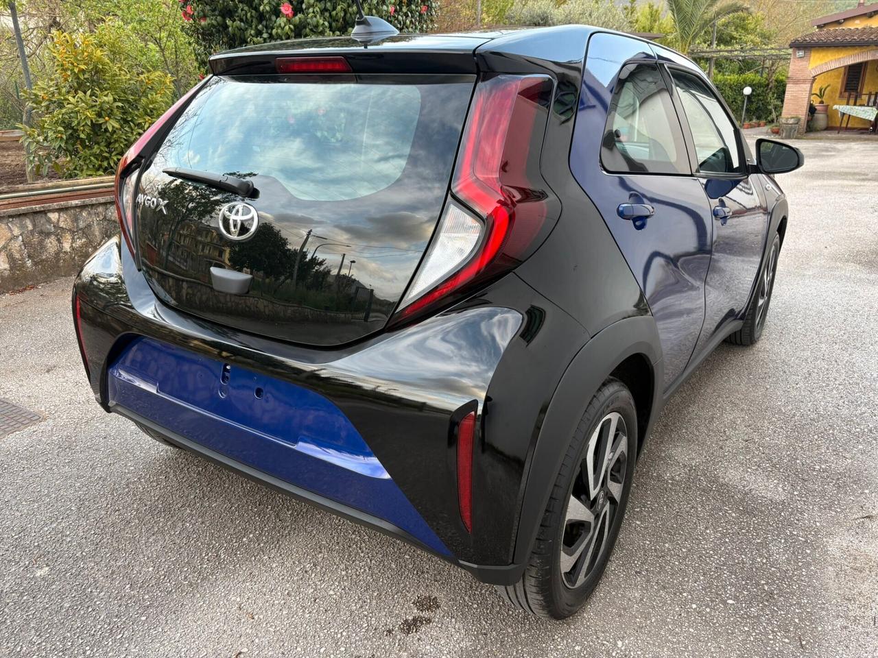 Toyota Aygo X 1.0 VVT-i MT Play