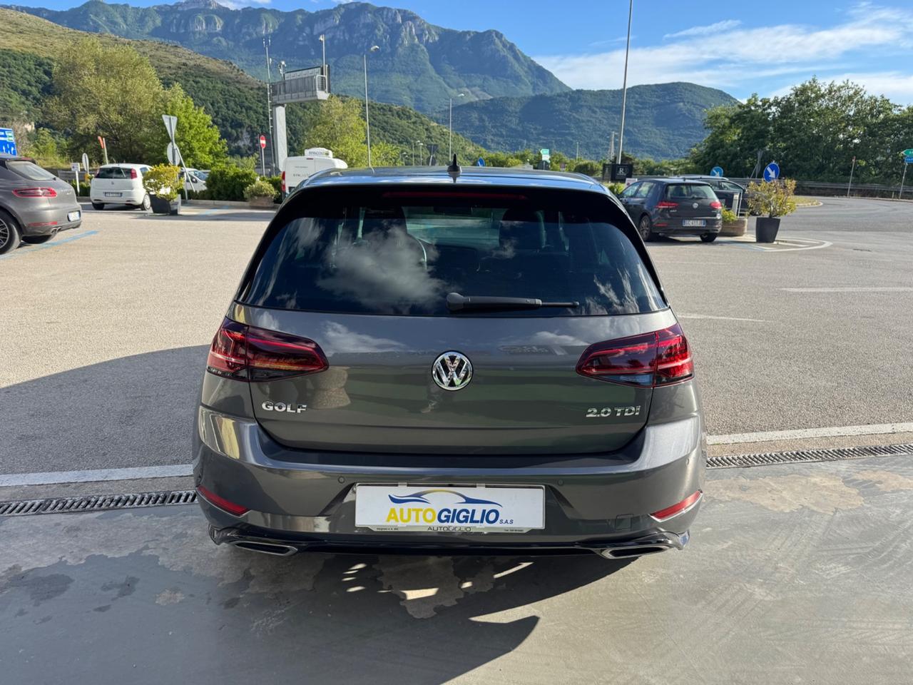 Volkswagen Golf 2.0 TDI R-LINE, FULL LED 150CV