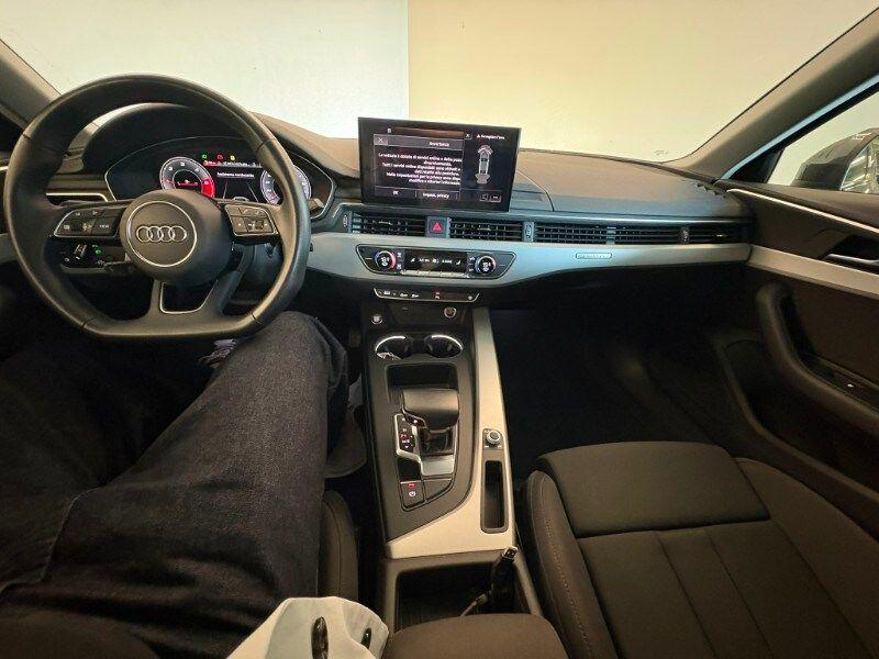 AUDI A4 40 TDI quattro S tronic S line edition