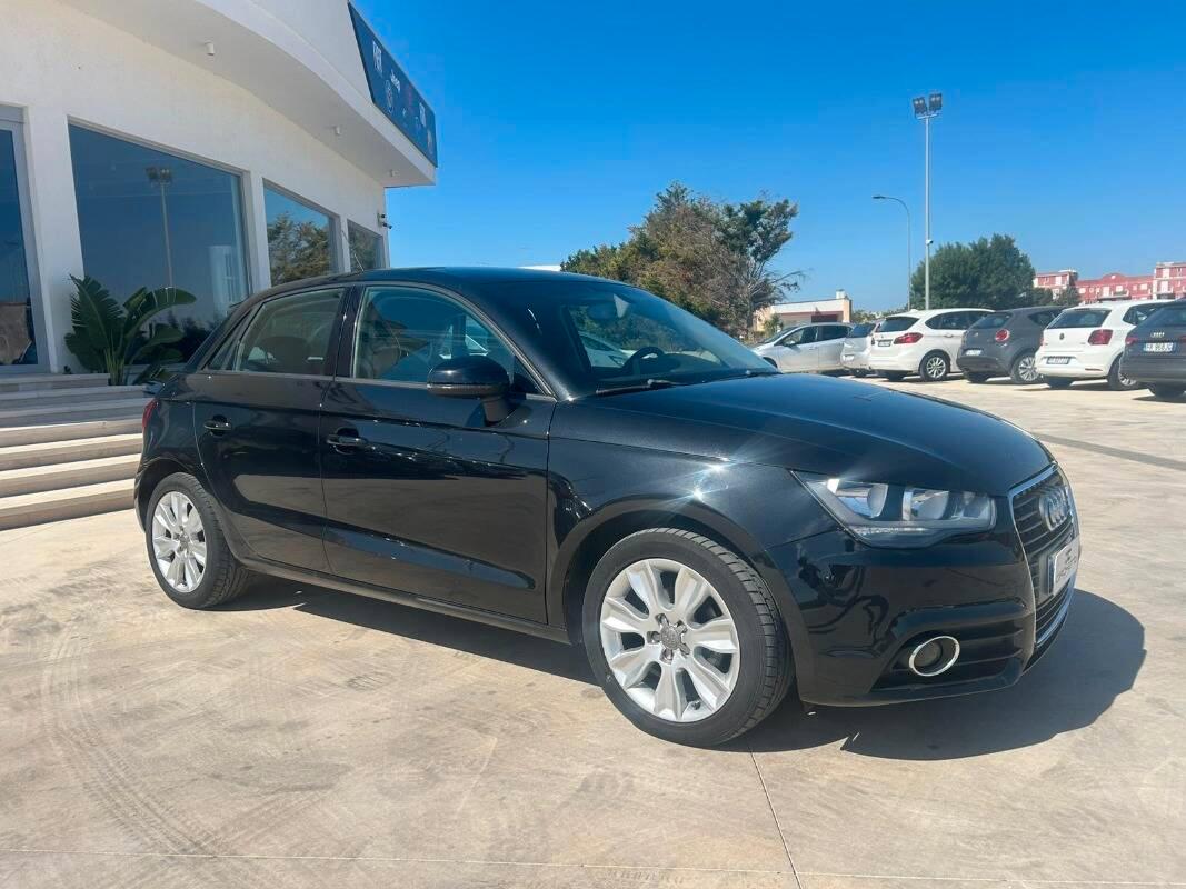 Audi A1 1.6 tdi Attraction 90cv