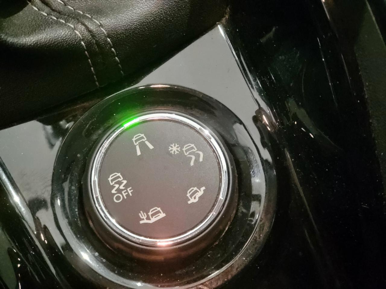 Peugeot 2008 - 2016 1.6 BlueHDi 100 Allure