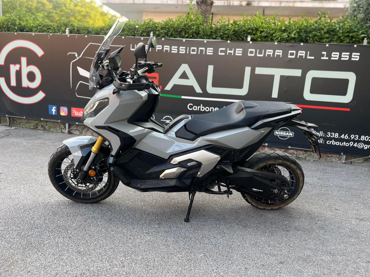 HONDA X ADV 750 NUOVOO 5 MILA KM POSSIBILITà PERMUTAA