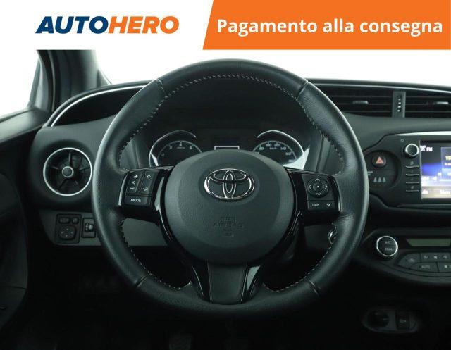 TOYOTA Yaris 1.5 5 porte Lounge