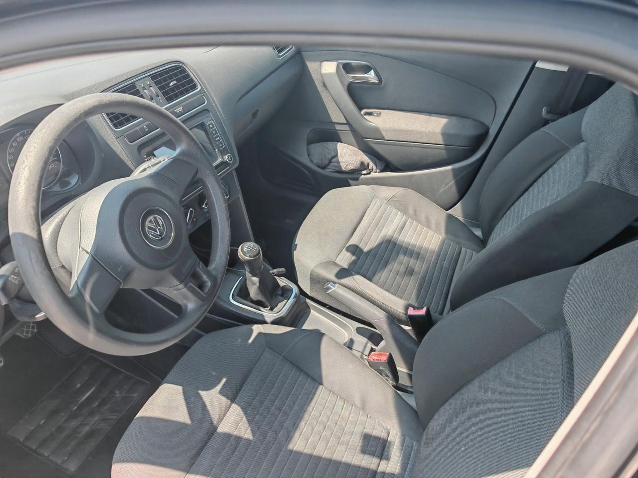 Volkswagen Polo 1.6 tdi 2013 90cv OK Neopatent In Preparazione.