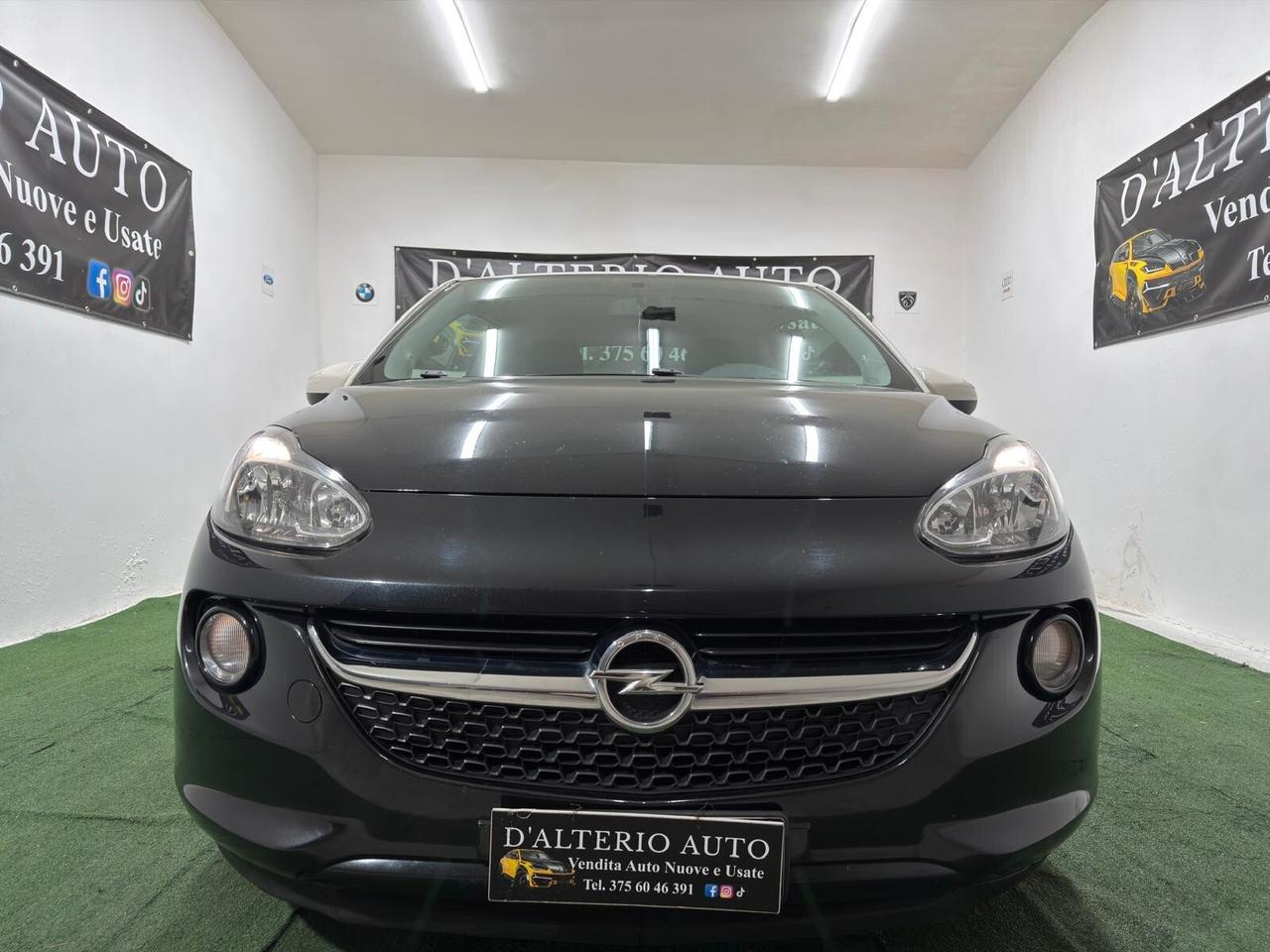 Opel Adam 1.2 70 CV White-Black Link