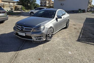 MERCEDES C 220 CDI BlueEFFICIENCY Coupé Avantgarde