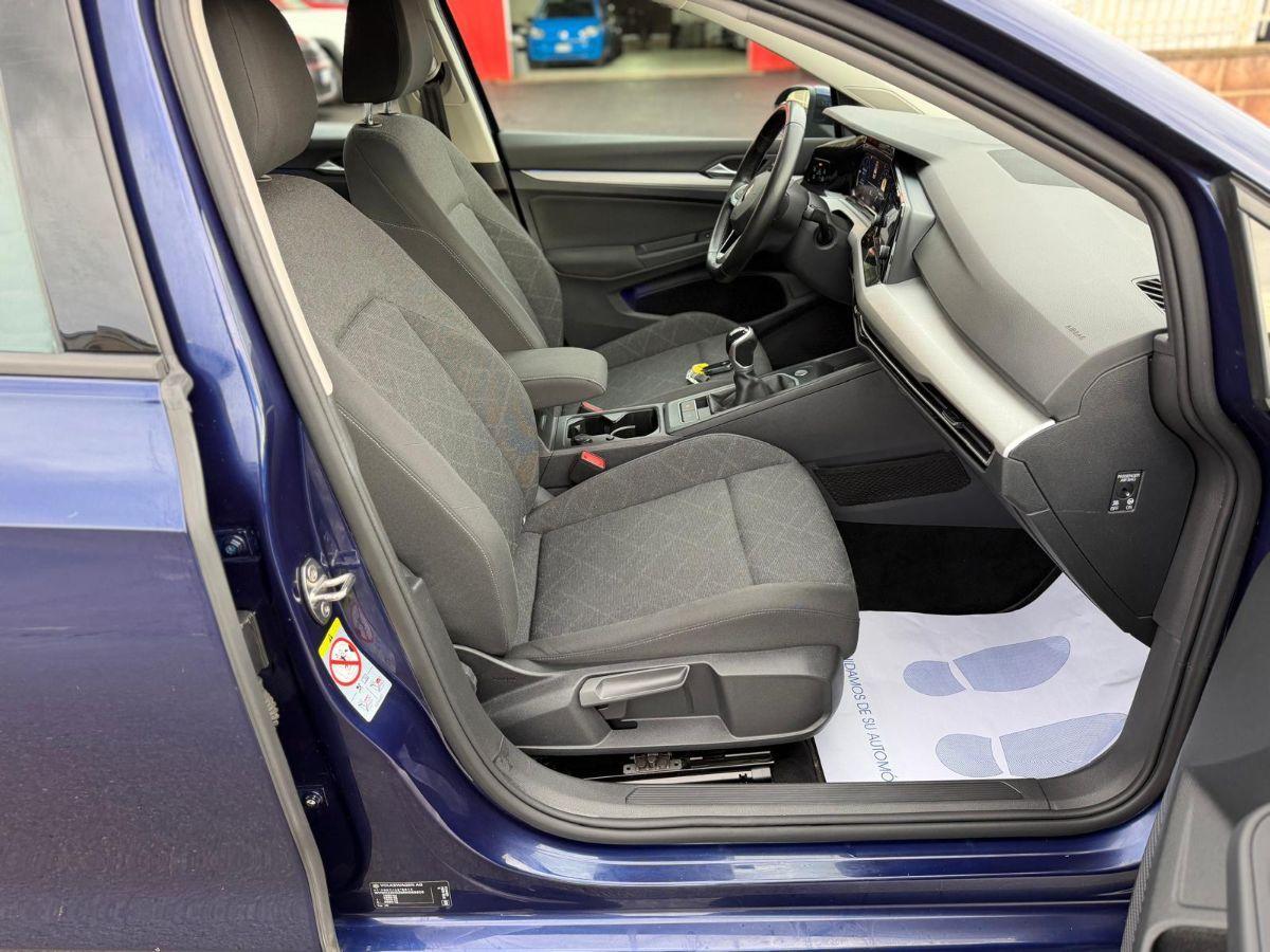 VOLKSWAGEN - Golf - Variant 2.0 TDI SCR Style