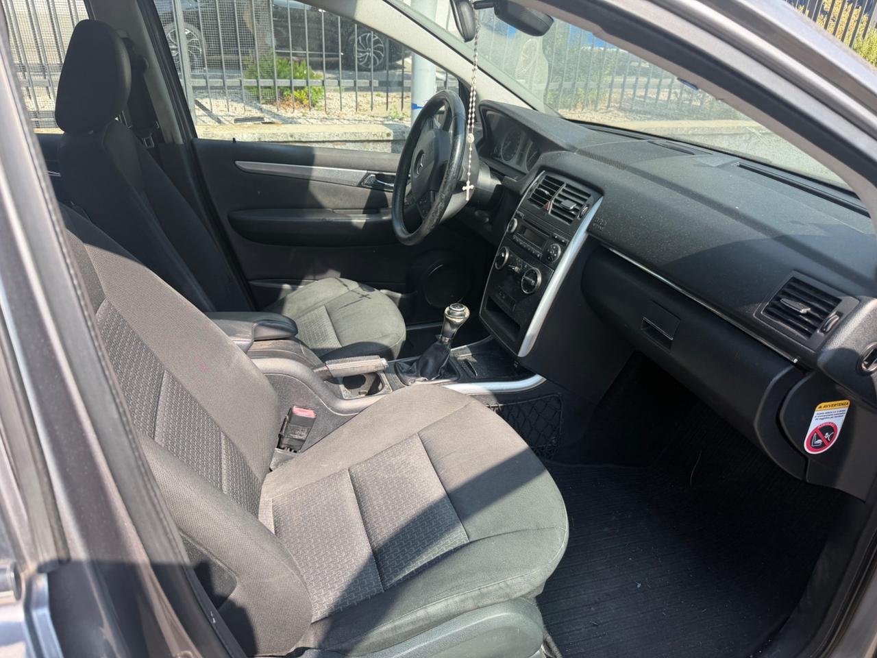 MERCEDES CLASE B 200CDI 140CV INCIDENTATATO