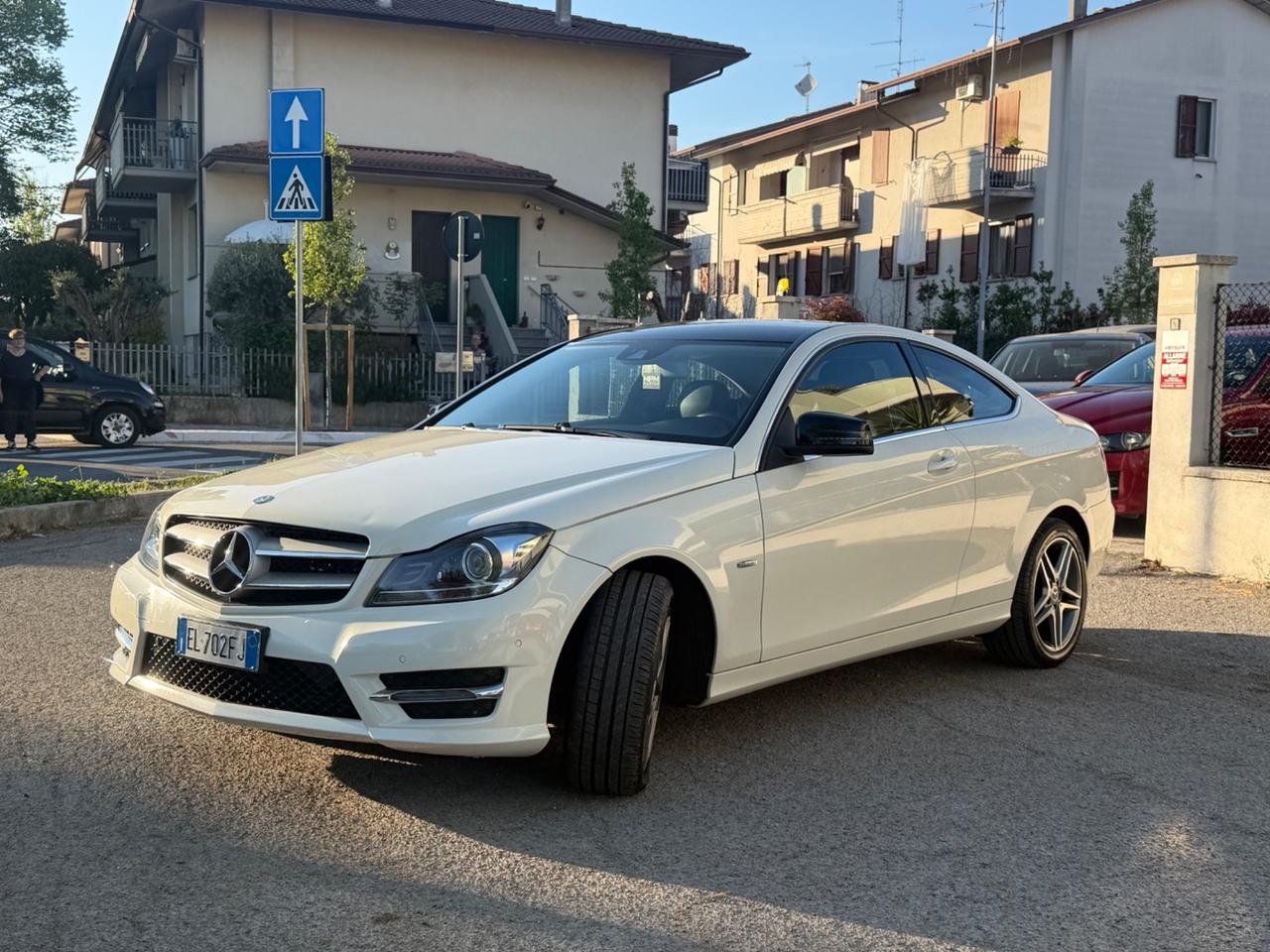 Mercedes-benz C 220 CDI BlueEFFICIENCY Coupé Avantgarde