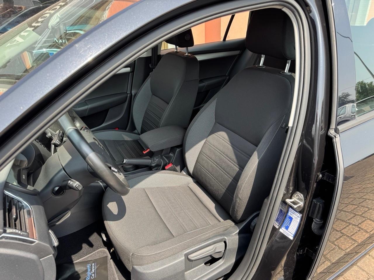 Skoda Octavia 1.6 TDI 116CV DSG – Executive – IVA esposta