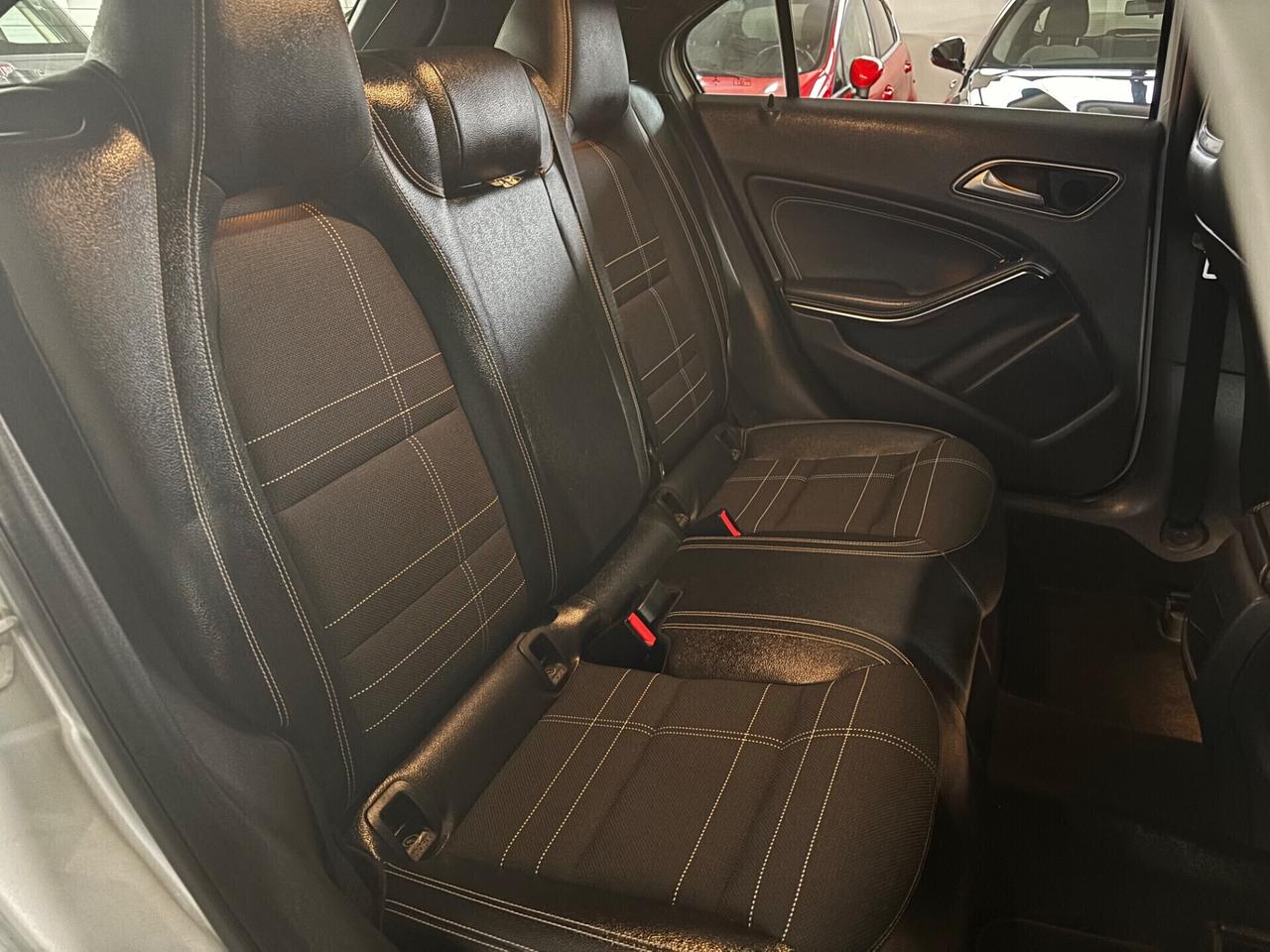 Mercedes-benz A 200 CDI Dark Night Edition