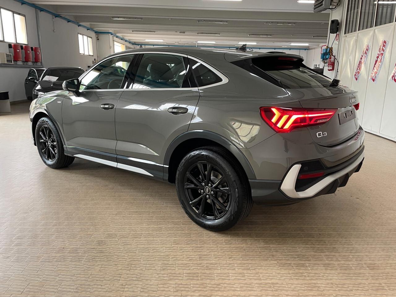 Audi Q3 SPB 35TDI S tronic S line Km0 Grigio Kronos
