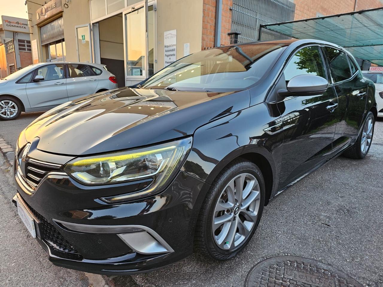Renault Mégane 1.6 dCi 130cv GT-Line*Navi*Pdc*Unipro*Euro6*