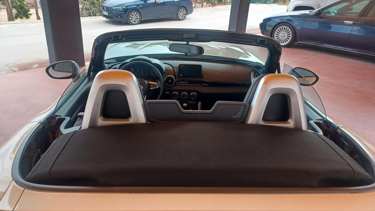 Fiat 124 Spider 1.4 MultiAir Lusso