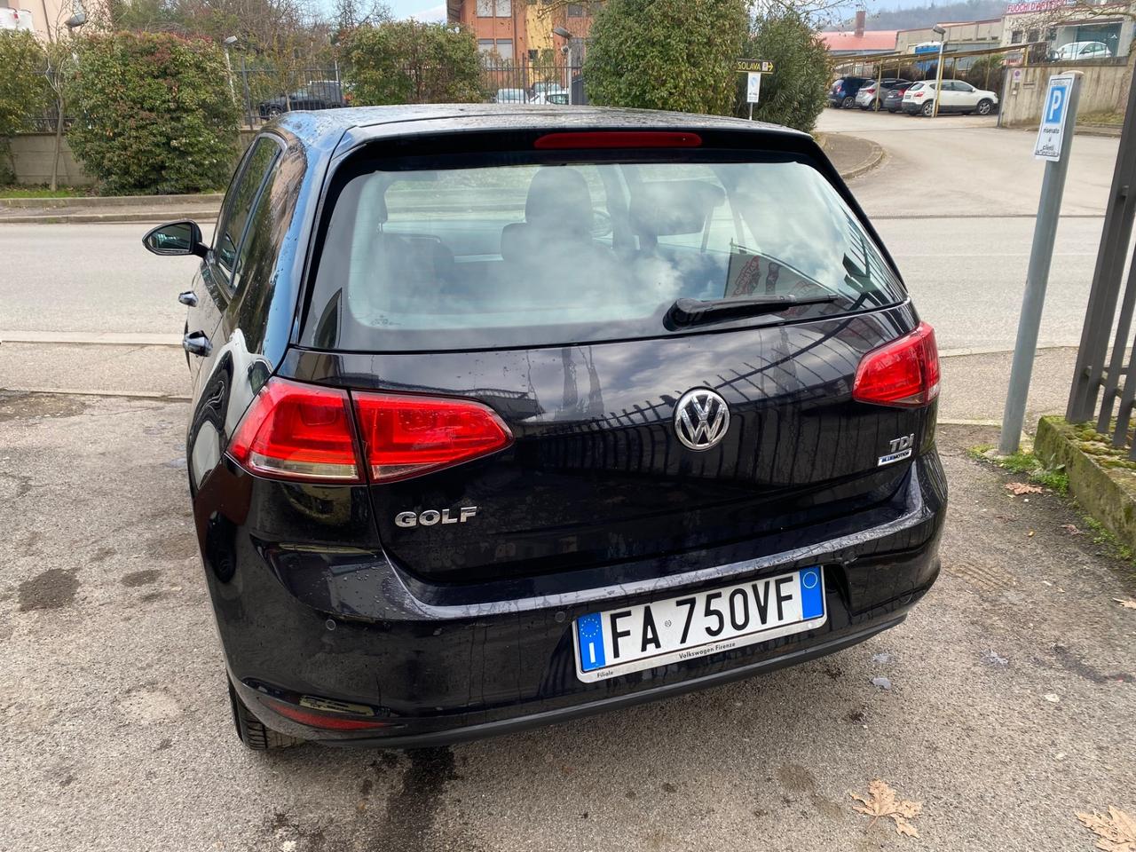 Volkswagen Golf. 16 TDI Trendline BlueMotion Technology