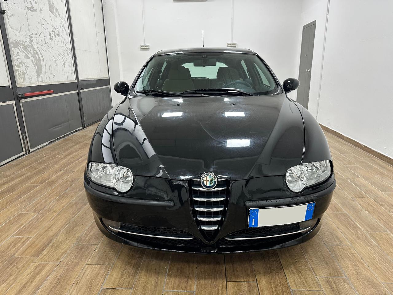 Alfa Romeo 147 1.6i 16V NEOPATENTATI