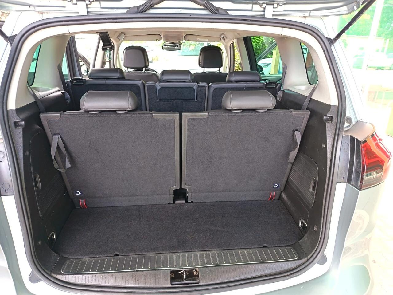 Opel Zafira Tourer 2.0 CDTi 130CV Cosmo 7 POSTI BXENON OCCASIONE