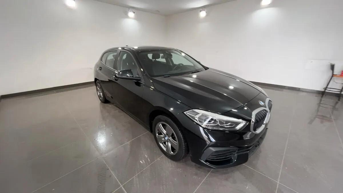 Bmw 116 116d 5p. Advantage