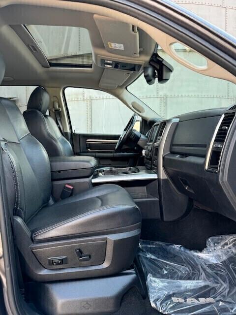 DODGE RAM 1500 5.7L V8 4x4 HEMI SPORT