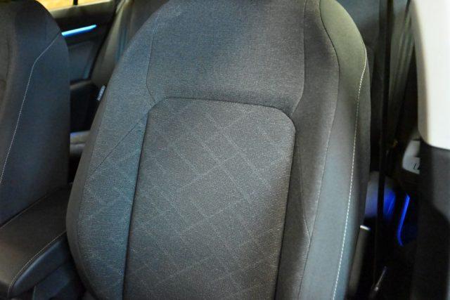 VOLKSWAGEN Golf 8 2.0 TDI STYLE 115CV DSG NAVI FULL X NEOPATENTATI