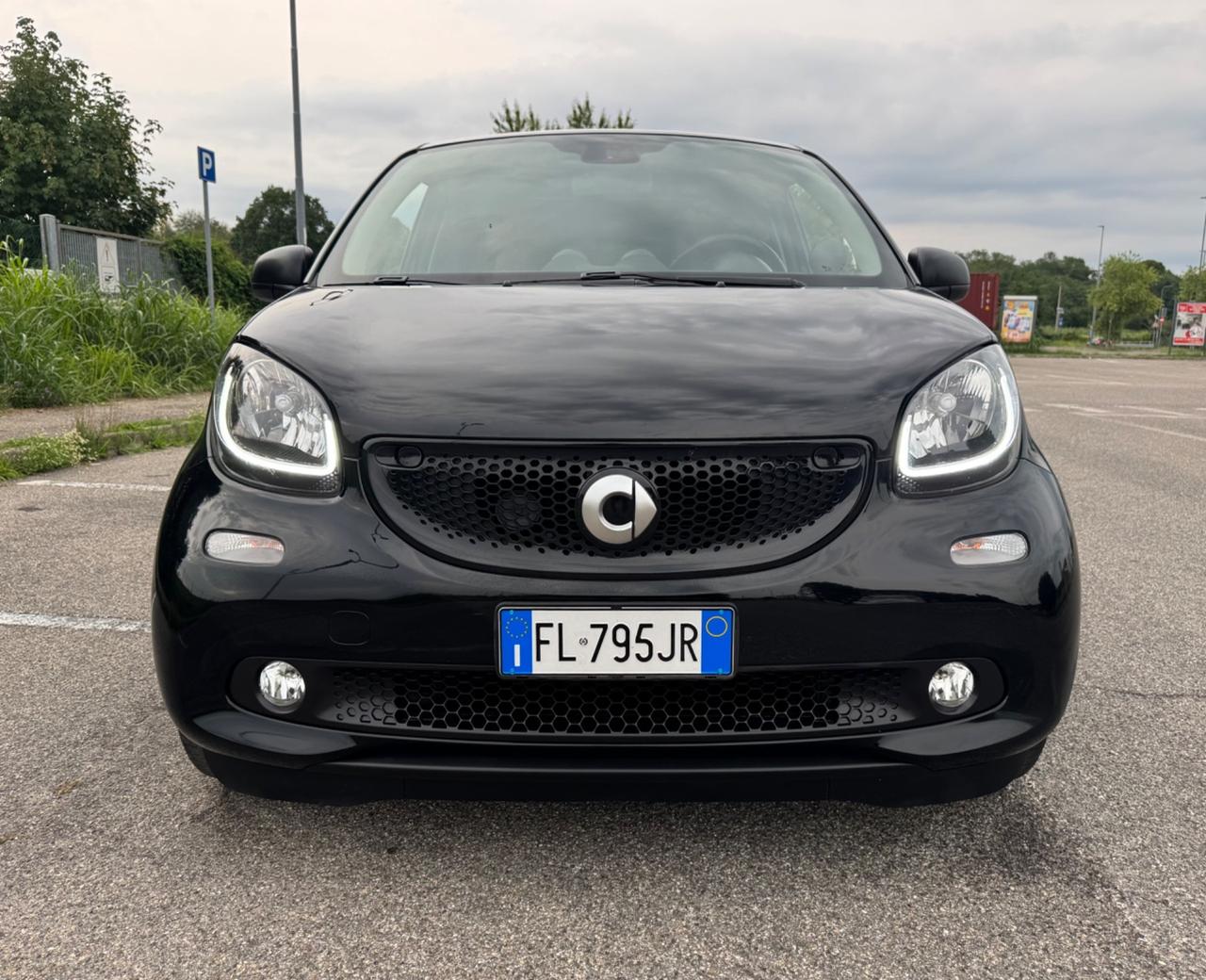 Smart ForFour tetto panoramico manutenzione completa