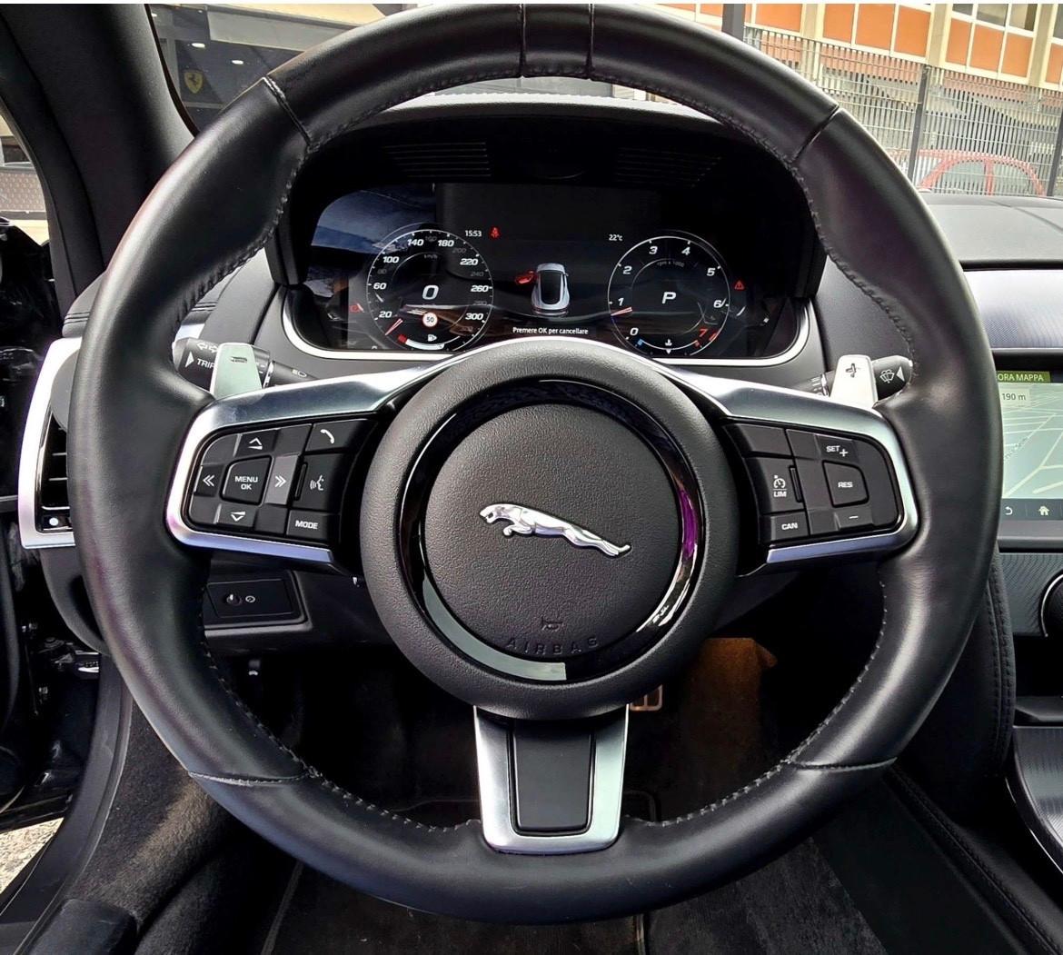 Jaguar F-Type 2.0 aut. Coupé R-Dynamic