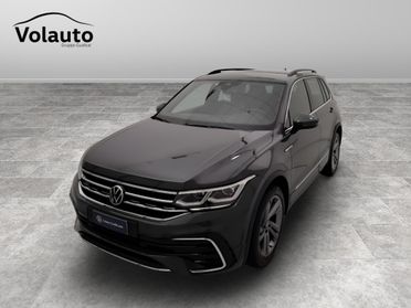 VOLKSWAGEN Tiguan II 2021 - Tiguan 2.0 tdi R-Line 4motion 150cv dsg