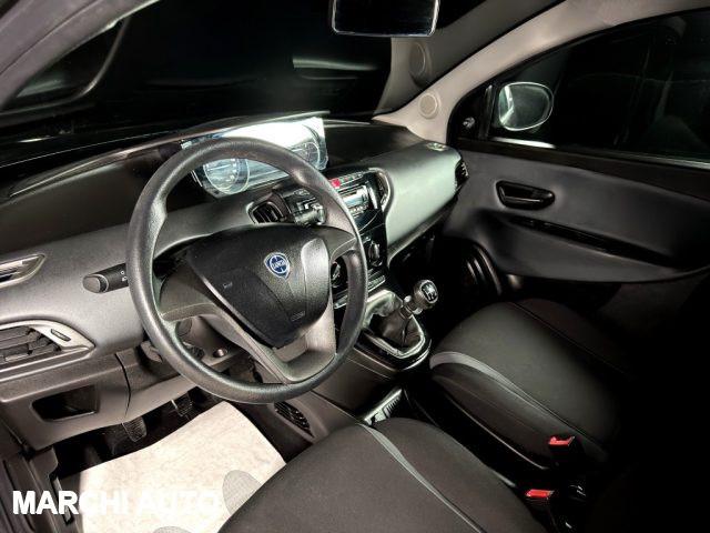 LANCIA Ypsilon 1.2 69 CV 5 porte Gold