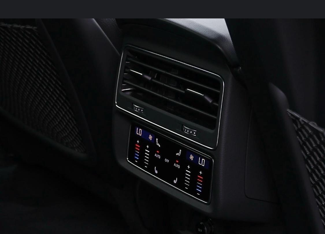 Audi Q8 SUV 45 TDI quattro-Rata da 600€ al mese