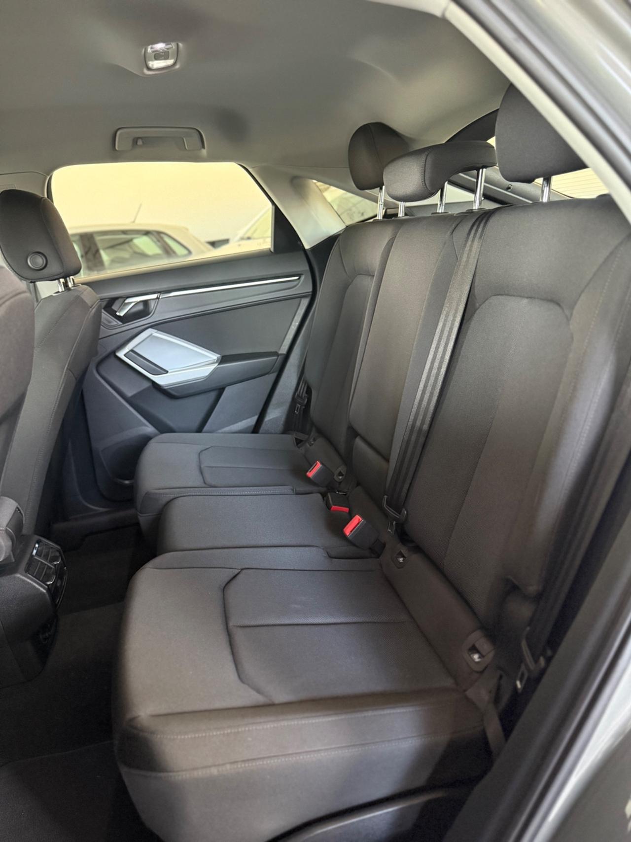 Audi Q3 SPB 35 TDI S tronic Business Plus