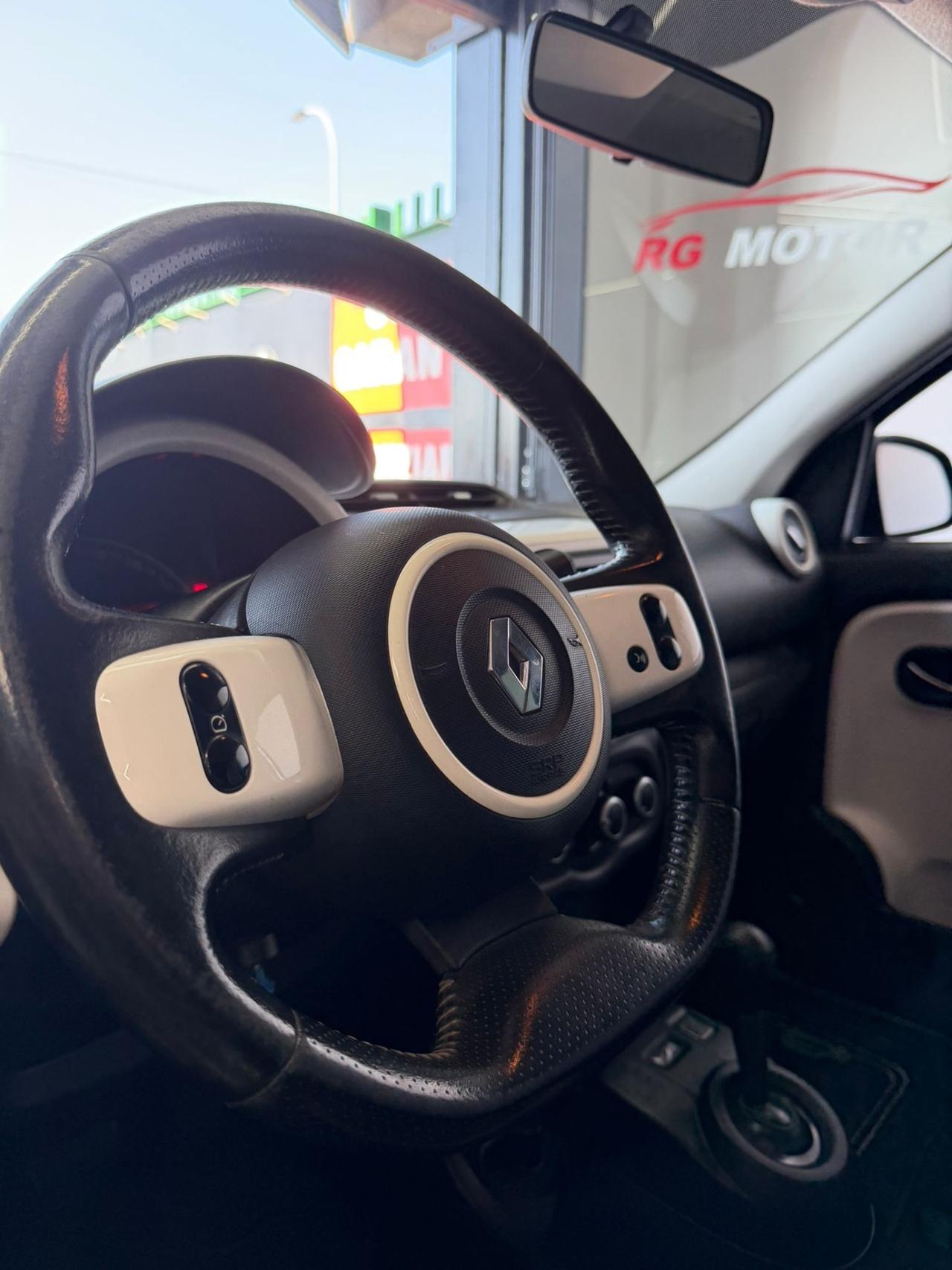 Renault Twingo SCe EDC Intens