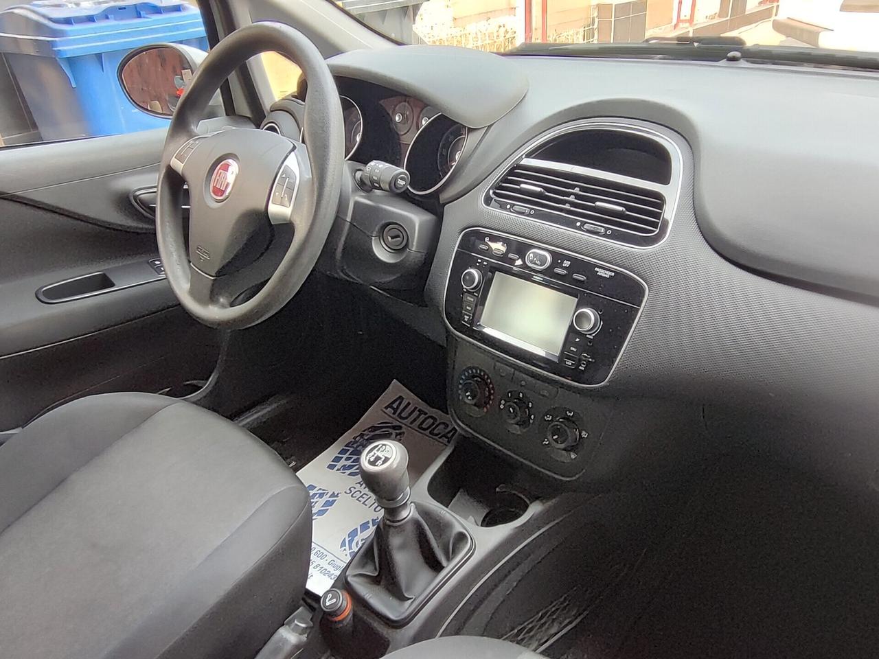 Fiat Punto 1.2 BENZINA Young NAVIGATORE