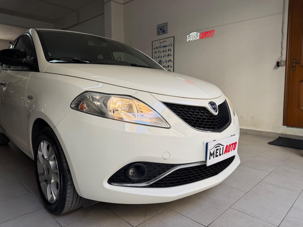 Lancia Ypsilon 1.2 Benzina 69 CV Platinum