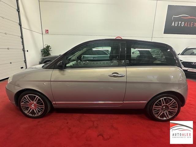 LANCIA - Ypsilon 1.4 16v Platino 100
