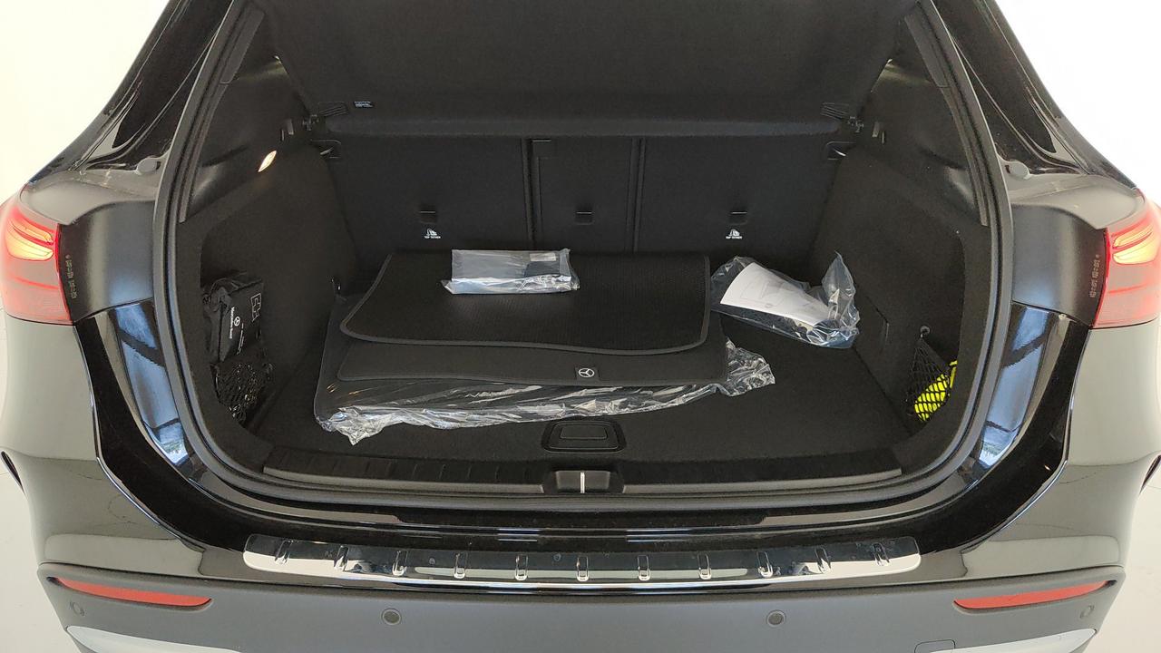 Mercedes-Benz GLA 200 d automatic