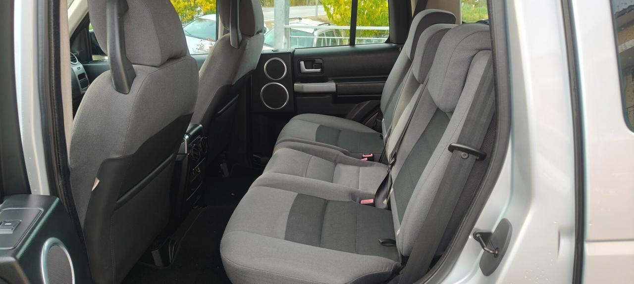 Land Rover Discovery 3 2.7 TDV6 SE