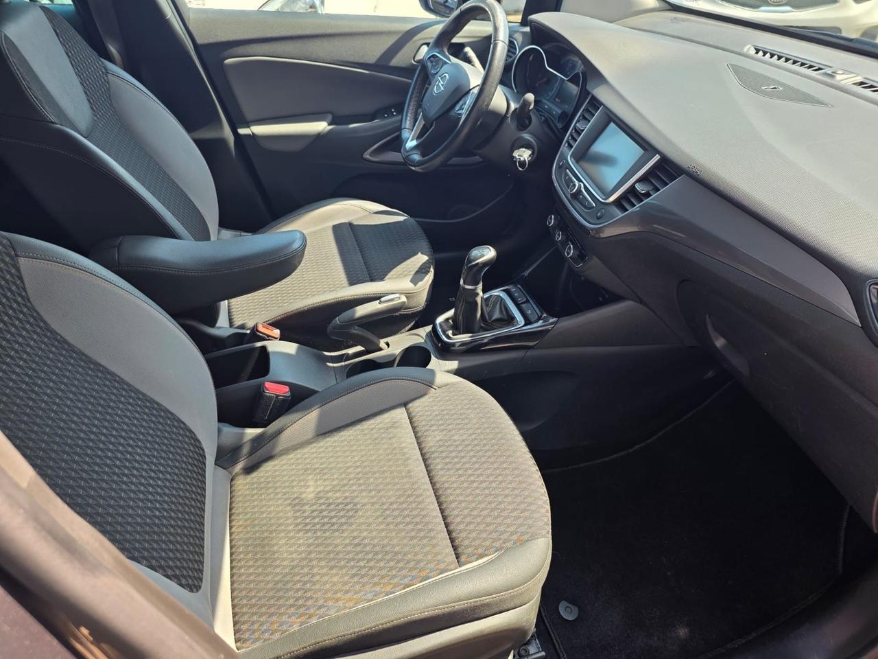 Opel Crossland X 1.2 12V euro 6 D, 86,500km.