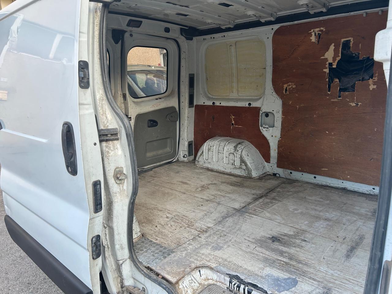 Opel Vivaro 27 1.9 DTI PC-TN Furgone