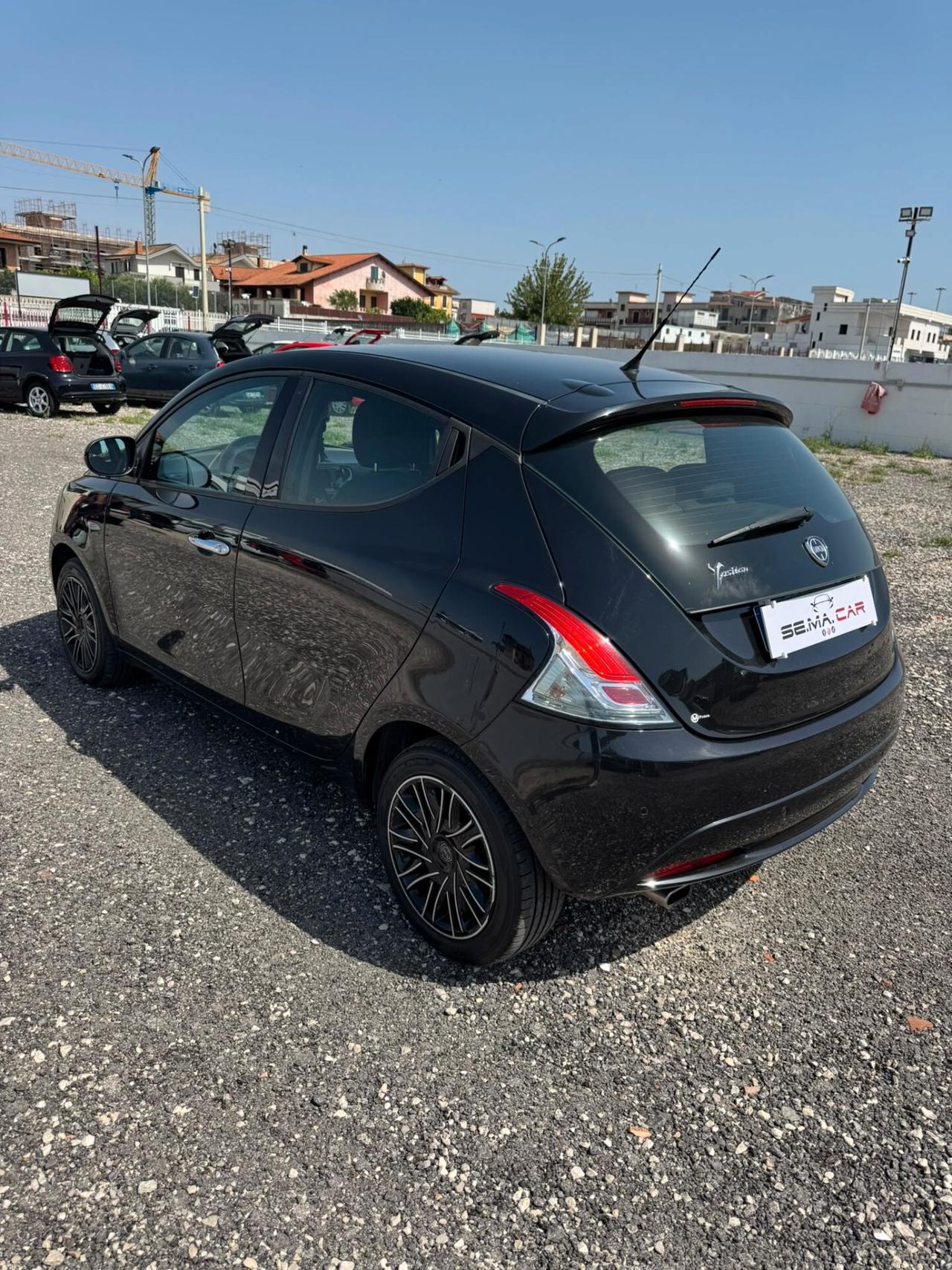 Lancia Ypsilon 1.2 69 CV 5 porte S&S Gold