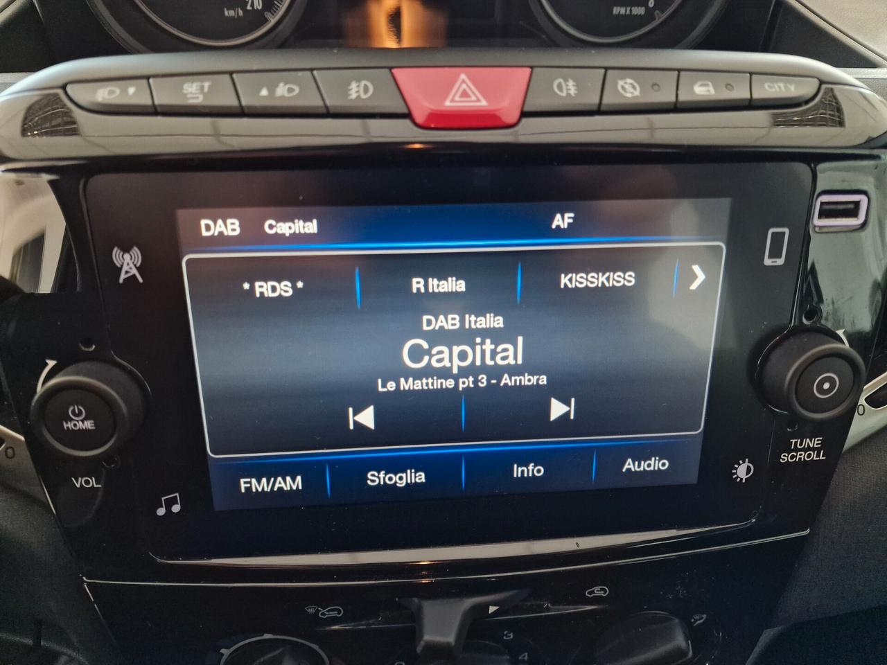 Lancia Ypsilon 1.0 Hybrid Gold 2023