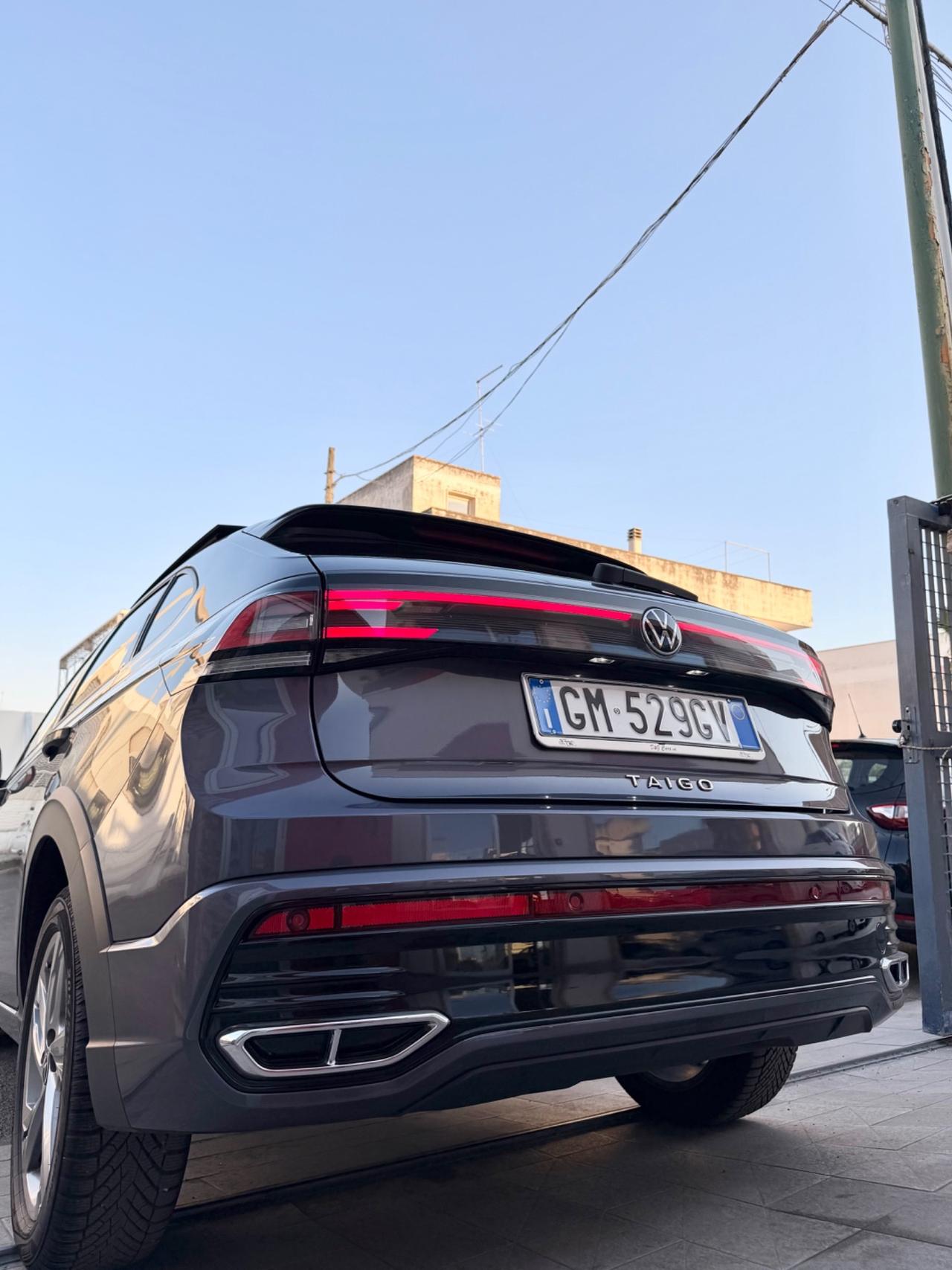 Volkswagen Taigo 1.0 110 CV R-Line-2023/TETTO/LED/VIRTUAL