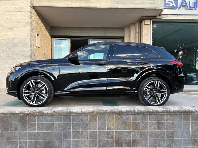 AUDI Q5 TDI 150 kW mHEV+ S tronic quattro S line edition.