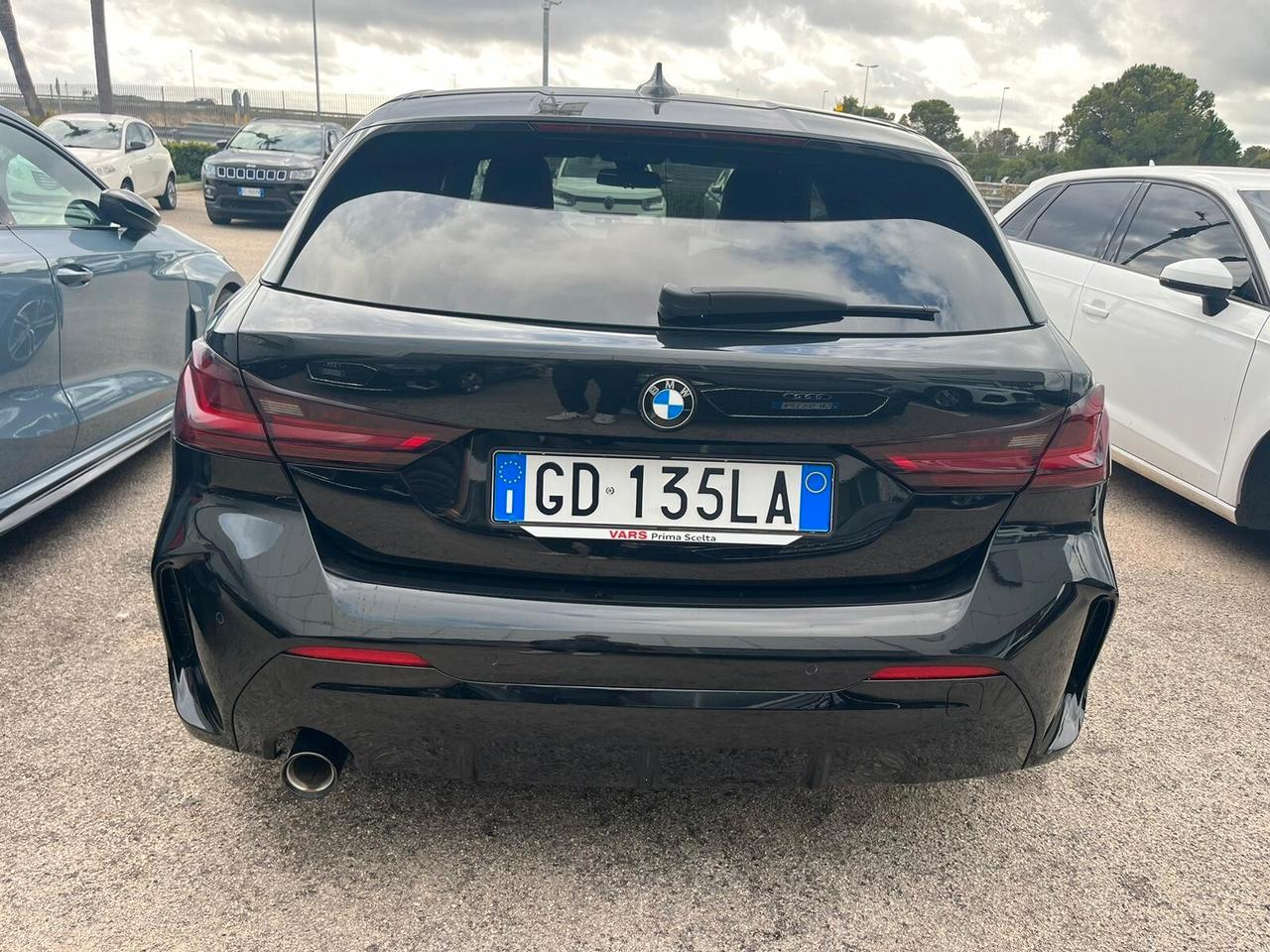 Bmw 116 116d 5p. Msport