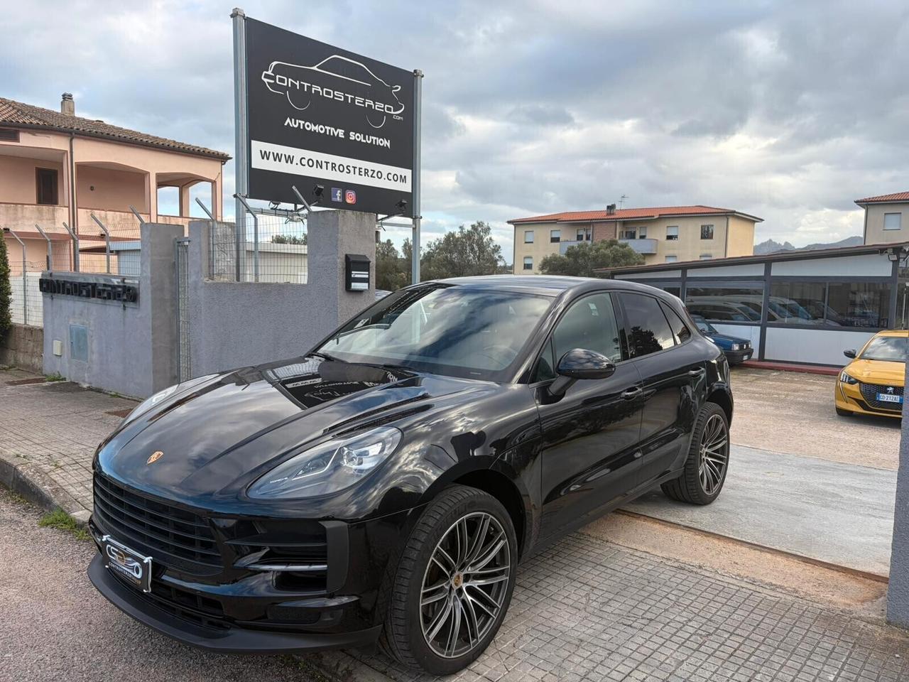 PORSCHE MACAN FULL - PANORAMA