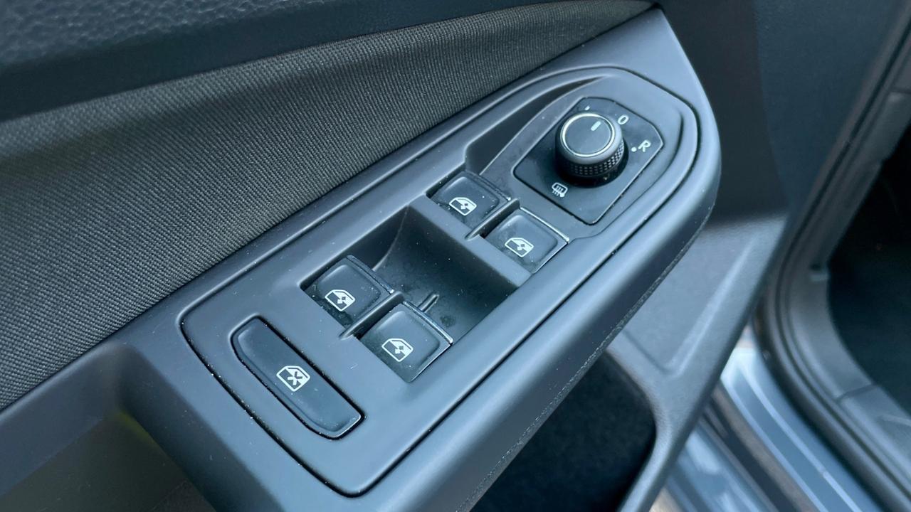 VOLKSWAGEN GOLF VARIANT 2.0 TDI SCR STYLE - FULL LED, NEOPATENTATI