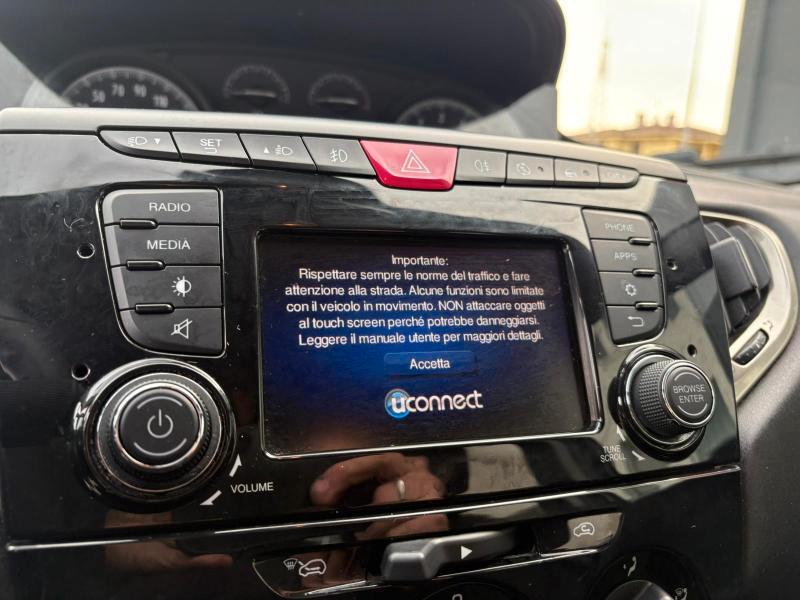 LANCIA YPSILON 1.2 BENZ 69 CV ADATTA A NEOPATENTATI