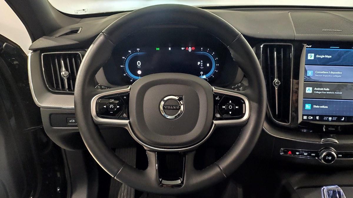 VOLVO Xc60 B5 Mild Hybrid Awd Automatico Plus Dark